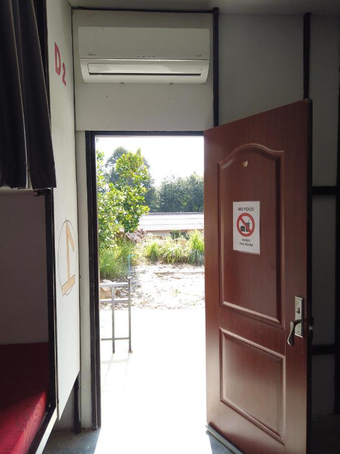 Fat Monkey Hostel Kaoh Touch Kültér fotó