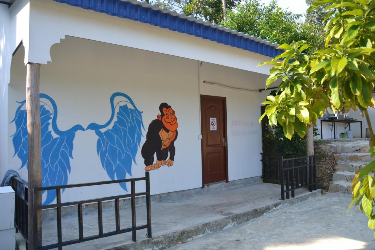 Fat Monkey Hostel Kaoh Touch Kültér fotó
