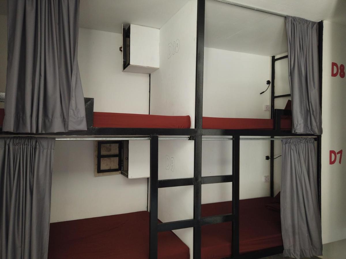Fat Monkey Hostel Kaoh Touch Kültér fotó